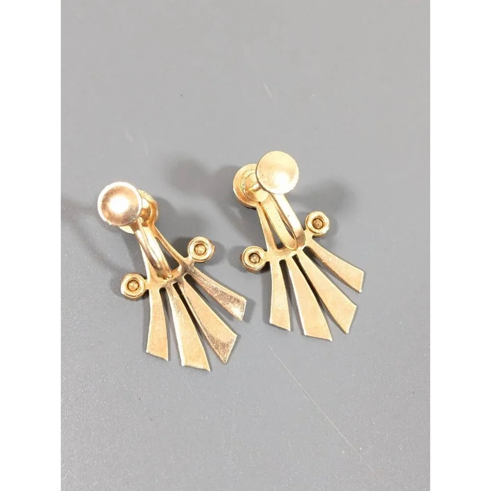Vintage‎ Gold Tone Art Deco Fan Purple Smokey Rhinestone Screw Back Earrings